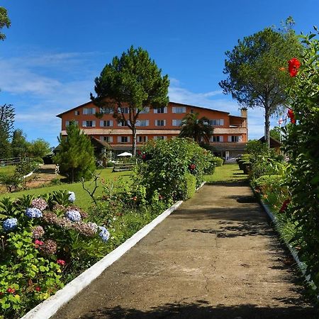 Domaine De L'Ermitage Hotell Mantasoa Exteriör bild