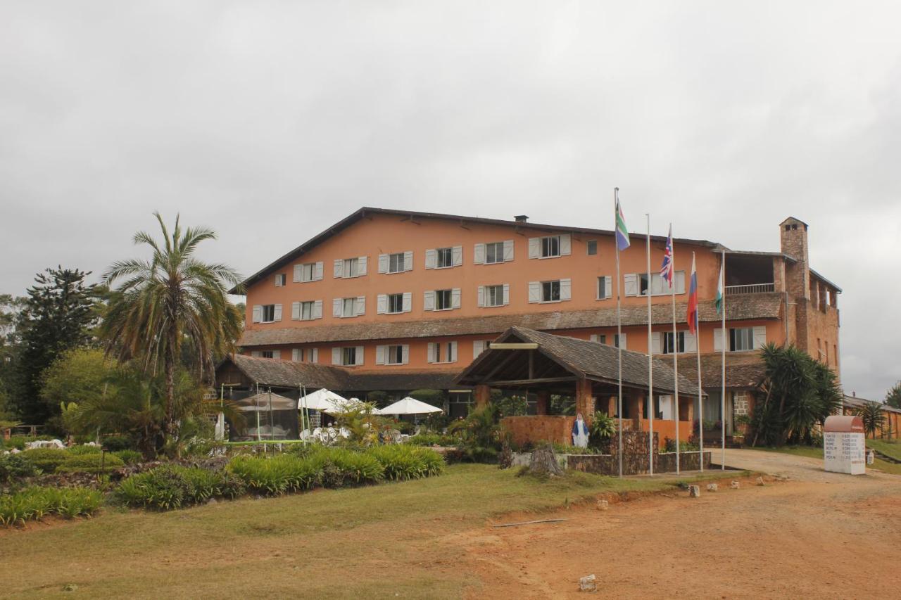 Domaine De L'Ermitage Hotell Mantasoa Exteriör bild
